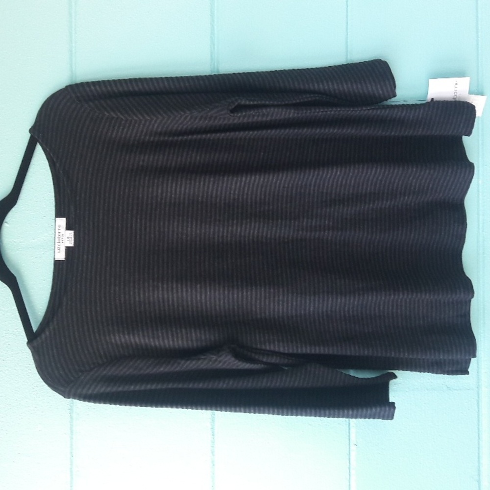 NWT"Liz Claiborne " Ladies Petite XL Top